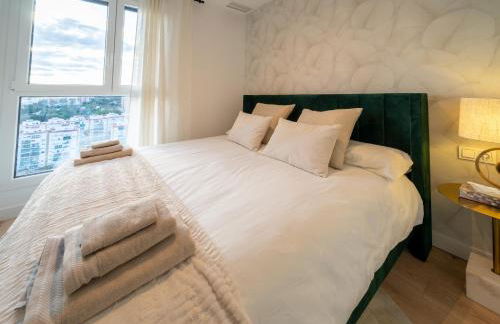 Malaga Sunset View Apartment - Photo 14