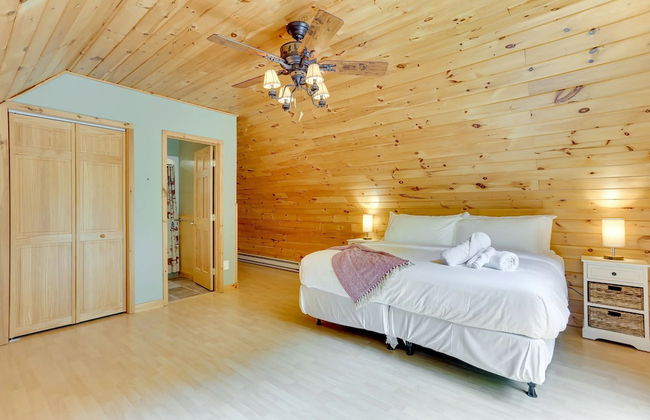 Pocono Dog-Friendly Home on River - Foto 4