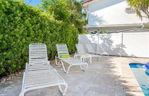 2 min walk to the Beach- Renovated King Studio #2 - Foto 16