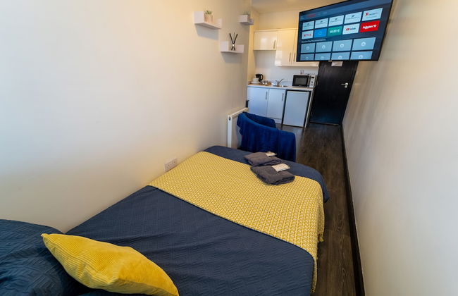 Cosy Studio Close to University of Birmingham - Photo 3