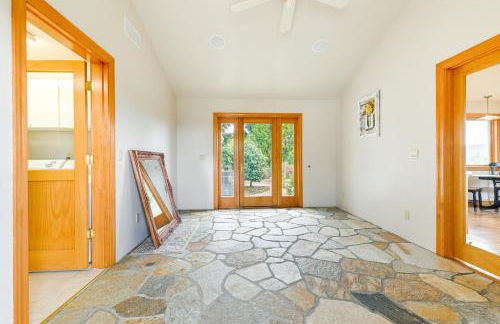 Vineyard Farmhouse in Oakland with Hot Tub! - Foto 28