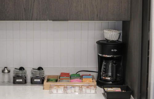 Unit 1 Stylish Studio with King Bed and Sofa Bed - Foto 19