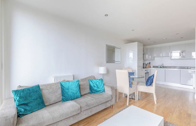 Sleek & Sunny 1BD Flat Near Greenwhich - Deptford! - Foto 18