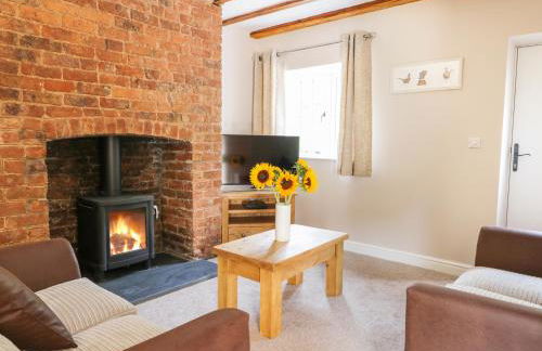 Corner View - Photo 2