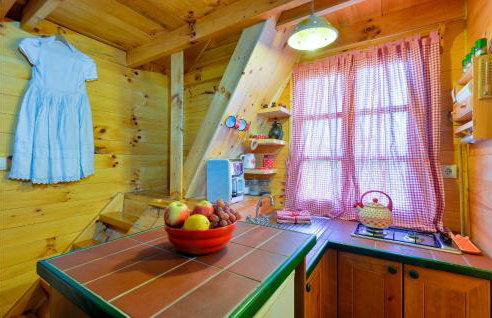 2 Bedroom Amazing Home In Lepoglava - Foto 36