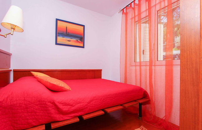 Holiday home Lola, sea on a palm! HEATED POOL - Photo 25