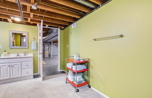 half Mi to Boat Launch Family Getaway in Menasha! - Foto 24