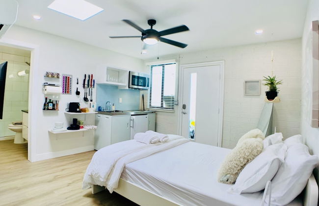 Primo Old Town Location with Heated Pool - Foto 8