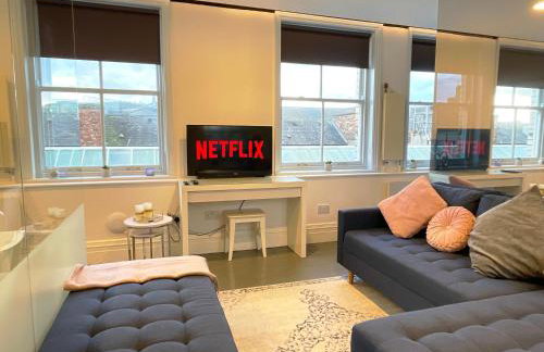 Elegant apartment in city center by HNFC Stays - Foto 22