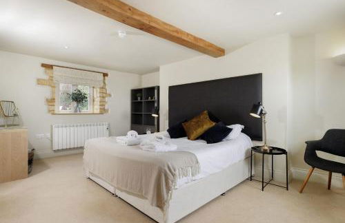 Longborough House - Photo 19