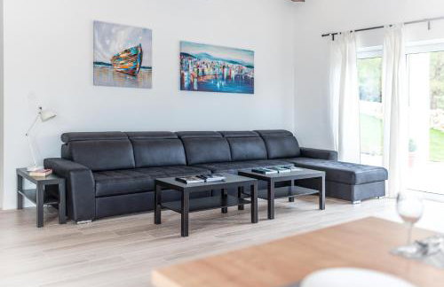 Villa Stella - heated pool, jacuzzi & sauna - Foto 8