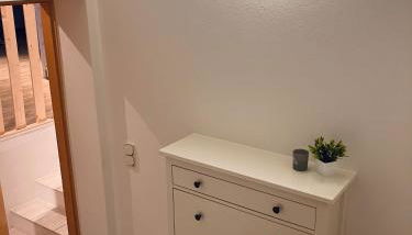 Moderne Dachgeschosswohnung an der Donau - Photo 3