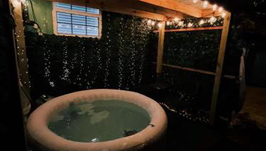 OKC Casita - Private Hot Tub, Fenced Yard, Mins to Top Spots, Pet friendly - Foto 3