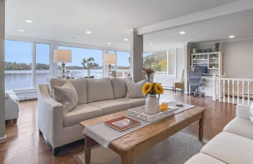 Candlewood Lake House - Foto 17