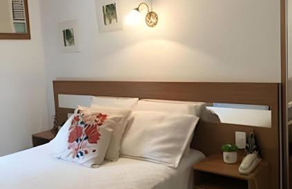 Espaçoso Flat com Varanda no Cavalinho Branco - Foto 2