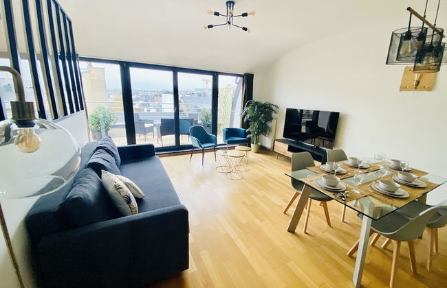 Large Retro Chic Flat 100m2 in City Center - Parking - Foto 16