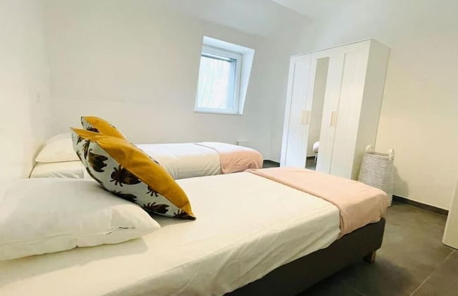 Penthouse 3 Bedrooms- Garden in Center - Photo 4