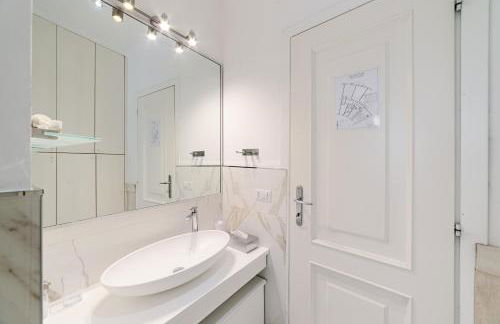 Saint Peter House Station - Photo 15