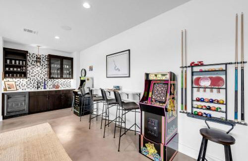 The Escape at 212 with Concierge Services - Foto 24