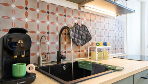 Casa Bebe & Gardens - Photo 5, stove, minibar