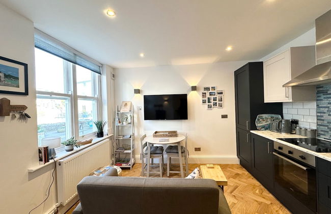 The Slipway Suite, Fowey Harbour & Parking 1 Min - Photo 5