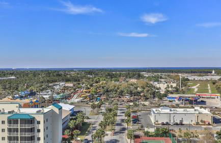 Destin Towers 142 - 2 Bedroom Beach Front Condo in the Heart of Destin with Amazing Views! - Foto 44