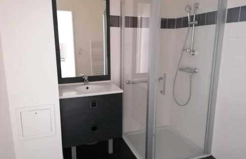 Terres de France - Appart Hôtel Rouen Flaubert - Photo 5