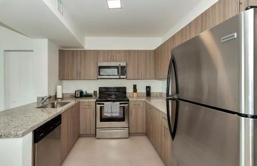 Roami at Grove 27 - Photo 72