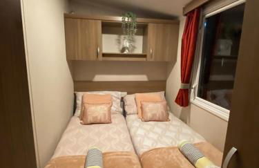Deluxe 3 bedroom caravan in Haven's Seton Sands Holiday Village,Wifi - Foto 18