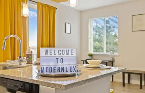 Modern Home 2BR 2BA Free Off-Street Parking & Wifi - Foto 3