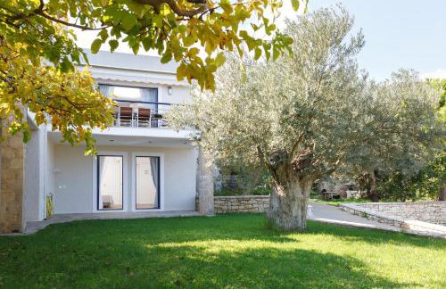 Into The Blue Villa - Photo 5