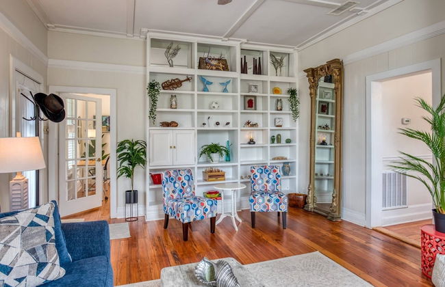 Little Yellow Cottage on Water Street - Foto 11