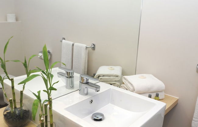 L'Hôtel du Centre - Foto 25