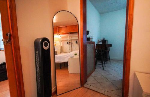 Private Studio Near NYC - Easy Commute & Workspace - Foto 23