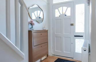 Whole House Sleeps 6 Garden Workspace Waterloo in 20 mins - Foto 12