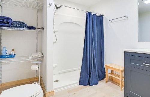 Game Room and Dock Lakefront Park Falls Getaway - Foto 18