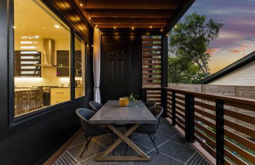 Luxurious 4bd home sleeps 12 minutes to downtown with parking - Foto 37