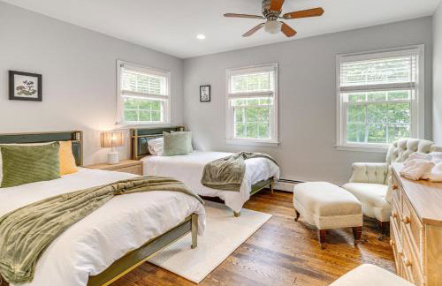 Pool, Sunroom and Gardens Luxe Sandy Hook Home! - Foto 19