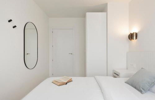 Port Forum Apartments by Olala Homes - Photo 59