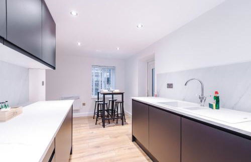 Old Town Hull Apt 1 - King or Twin - Marina Nearby - Foto 19