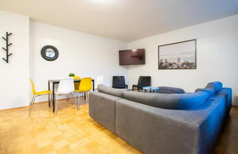 Tolstov Apartments - 1 , 3 and 4 Room Apartments - 20 min Messe DUS & Airport DUS - Foto 16