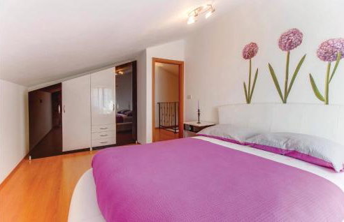 Three-Bedroom Holiday Home In Dragozetici - Foto 23