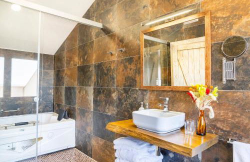 Apartamentos rurales Posada de Monfragüe con jacuzzi - Foto 27