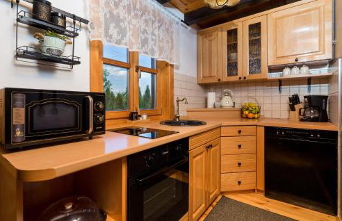 Gorgeous Home In Lovinac With Sauna - Foto 5