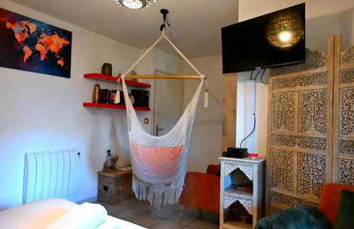 L Oasis studio proche hôpital et aéroport Piscine Parking &Netflix - Foto 7