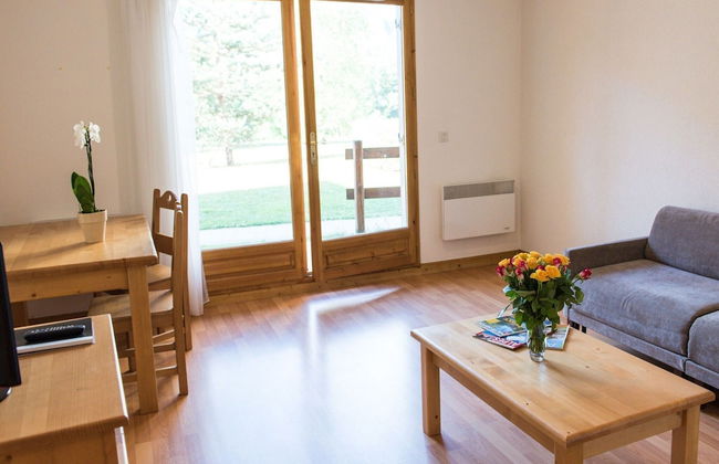 Alpine Getaway With Pool - Photo 2