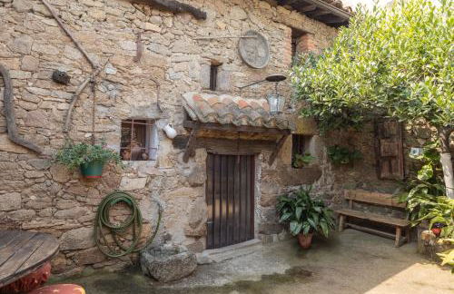 Tu Casa De Pueblo - Photo 3