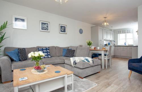 View Cottage - Photo 2