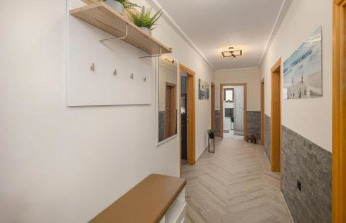 Awesome Apartment In Micetici With Wifi - Foto 21