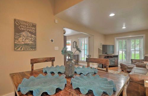 Creekside Home with Patio, Walk to Manitou Incline! - Foto 9